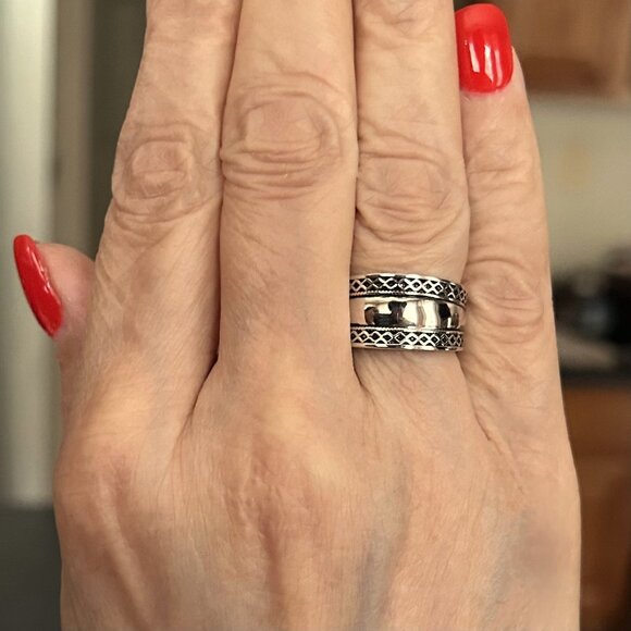 STERLING SILVER 925 Bali Design Ring Size 8 - Picture 3 of 7
